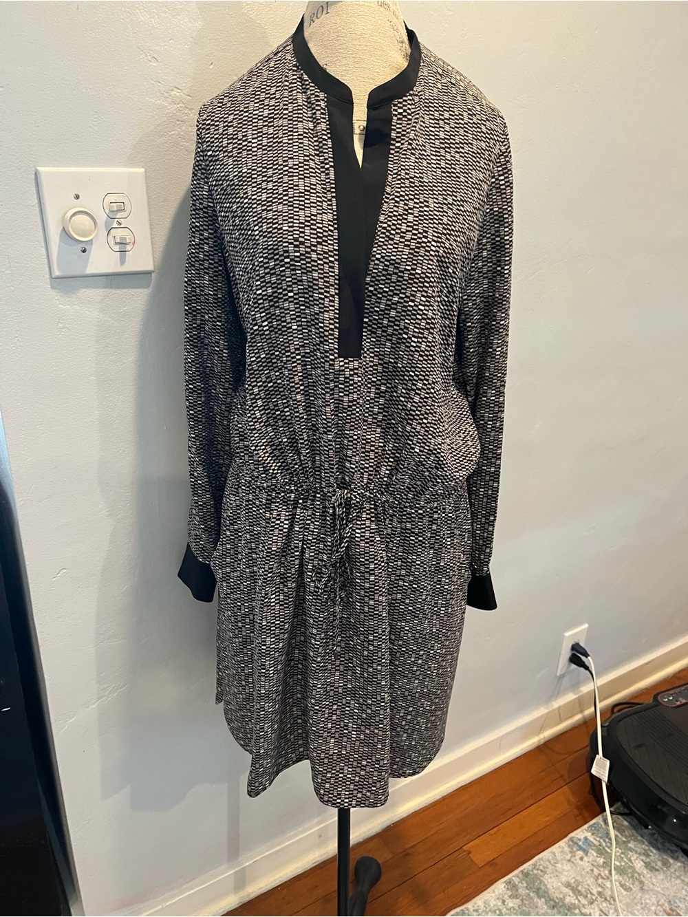 Vince Dress Size XL NWT